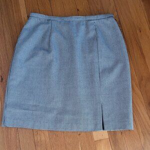 Isaac hazan black & white herringbone size 12 skirt